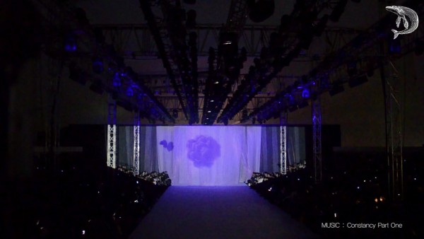 STAGE PROJECTION - Seoul Fashion Week 2015 LEE SANG BONG Show-HD.mp4_000018233