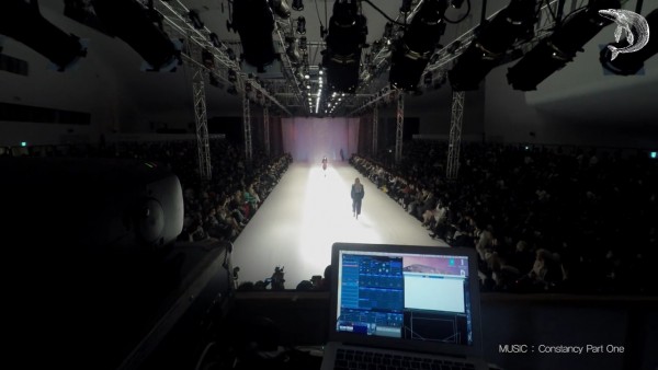 STAGE PROJECTION - Seoul Fashion Week 2015 LEE SANG BONG Show-HD.mp4_000030893